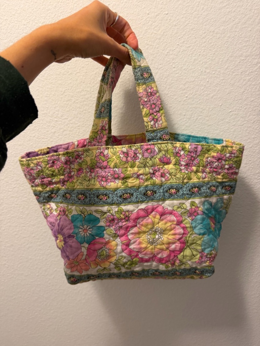 Vintage Quilted Floral Tote Bag in Pastel Multi